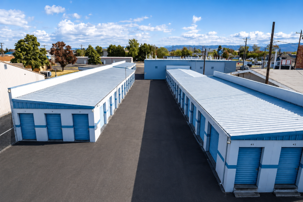 Isaacs Mini Storage - 1745 East Isaacs Avenue