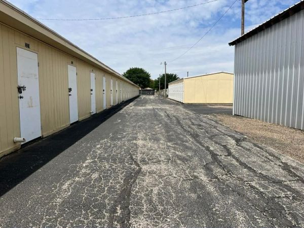 Amarillo Storage Center - 6306 Canyon Dr