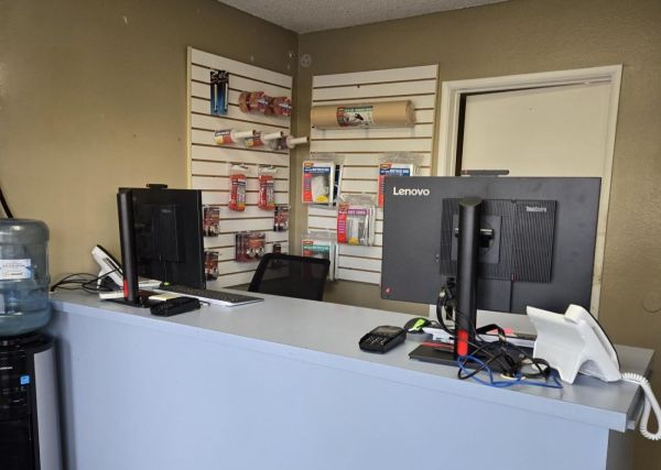 Extra Space Storage - 5235 - Escondido - Avenida del Diablo - 2280 Avenida Del Diablo