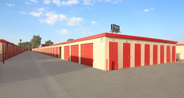 SecurCare - 0322 - Bakersfield CA - 4020 Wible Road