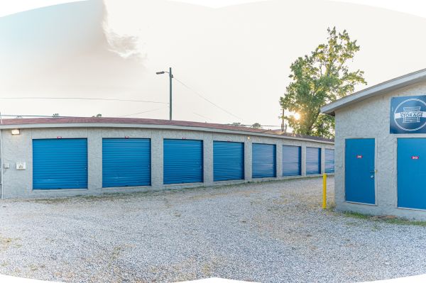 Eagles Landing Storage at 6 Ed Moore Ct. - 6 Ed Moore Court