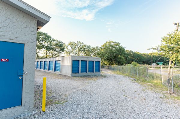 Eagles Landing Storage at 6 Ed Moore Ct. - 6 Ed Moore Court