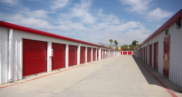 SecurCare - 0301 - Moreno Valley CA - 13870 Indian Street