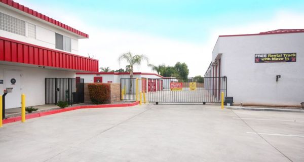 SecurCare - 0301 - Moreno Valley CA - 13870 Indian Street