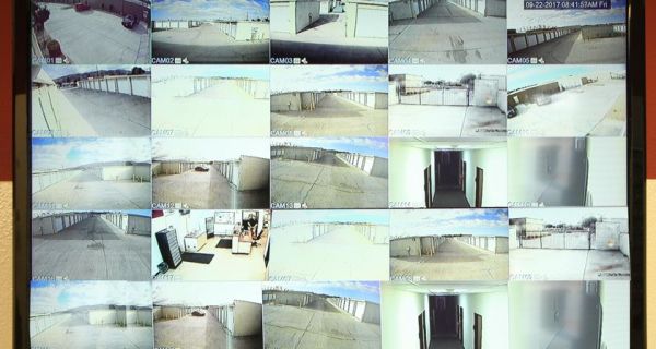 RightSpace Storage - 3040 - San Jacinto - 442 W Esplanade Ave