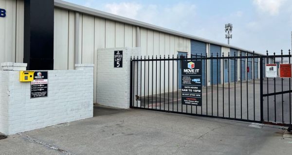 Move It Storage - 5067 - Crossgate - 6857 S Staples St