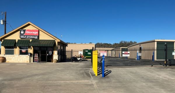 iStorage - 5519 - Shooting Club - 105 Shooting Club Road
