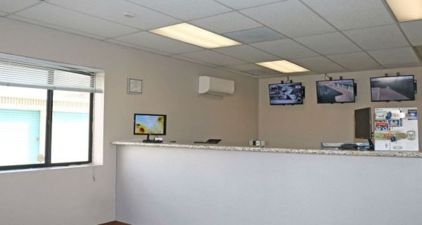 RightSpace - 4007 - SA Victorville La Mesa - 14915 La Mesa Road