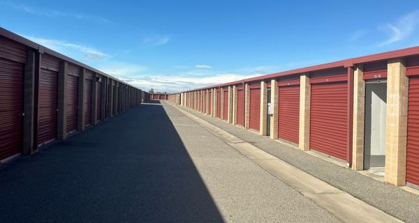 RightSpace - 4118 - Hesperia Juniper - 9312 I Avenue