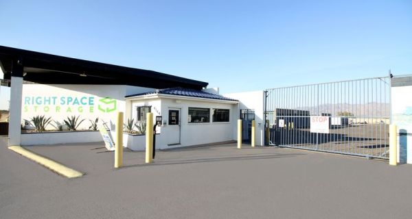 RightSpace Storage - 3023 - Fort Mohave 1 - 4144 S Arcadia Ln