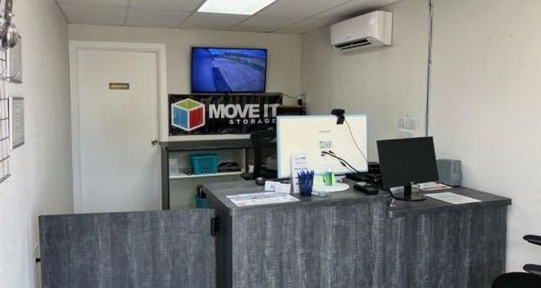 Move It Storage - 5075 - Corpus Christi TX - 2902 South Padre Island Drive