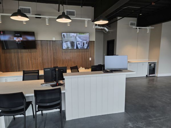 Extra Space Storage - 5175 - Charleston - Northside Dr - 7715 Northside Drive