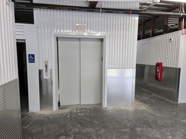 Extra Space Storage - 5175 - Charleston - Northside Dr - 7715 Northside Drive