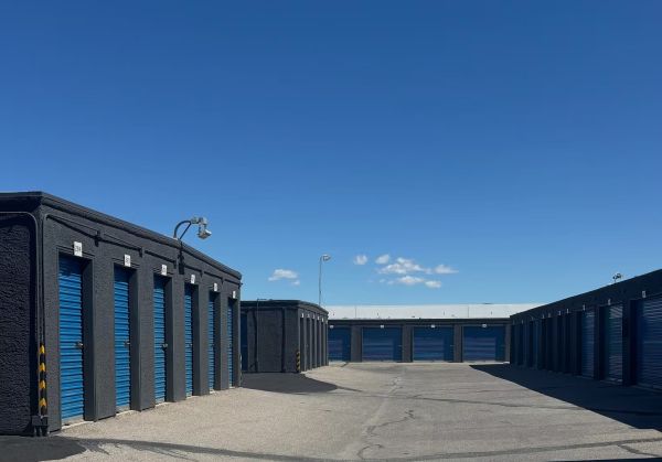 702 Storages Nellis - 5000 E Gowan Rd