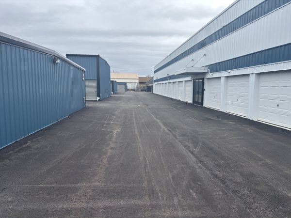 Epic Storage - 8550 Roll Road