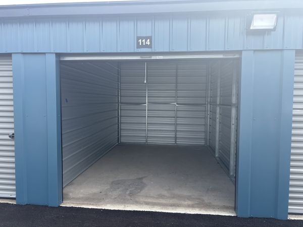 Epic Storage - 8550 Roll Road
