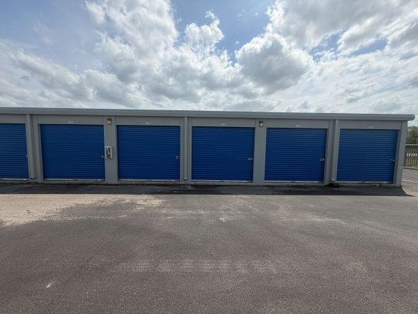 Matador Storage - 174 Tor Dr
