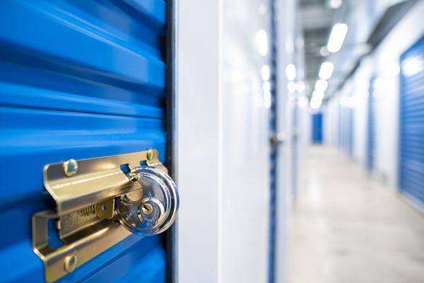 Hawai'i Self Storage - Salt Lake - 808 Ahua Street