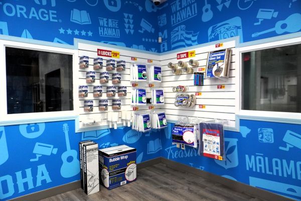 Hawai'i Self Storage - Salt Lake - 808 Ahua Street