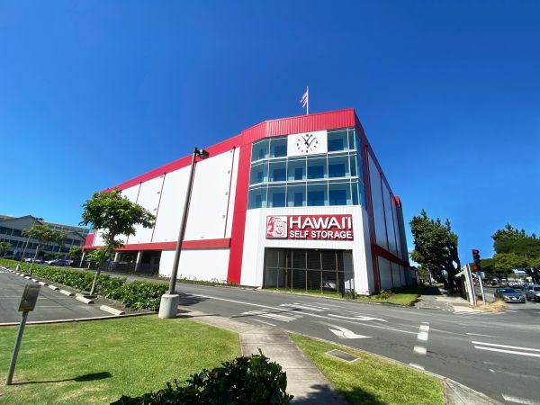 Hawai'i Self Storage - Iwilei - 907 Dillingham Boulevard