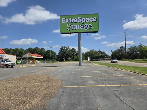 Extra Space Storage - 2291 - Texarkana - N Robison Rd - 927 North Robison Road