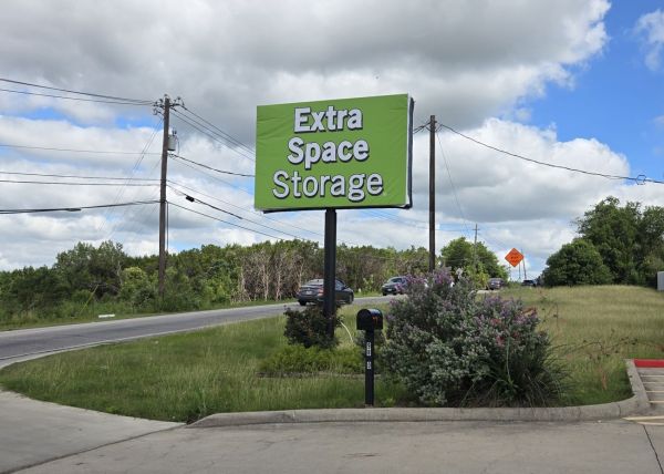 Extra Space Storage - 5223 - Austin - Old Lockhart Rd - 9810 Old Lockhart Road