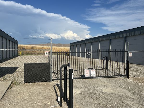Secure Summit Storage - Emmett - 858 Sunset Dr