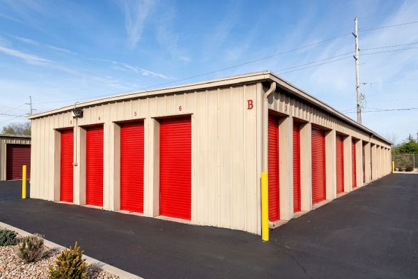 Briggs Self Storage - 1521 Harrisburg Pike