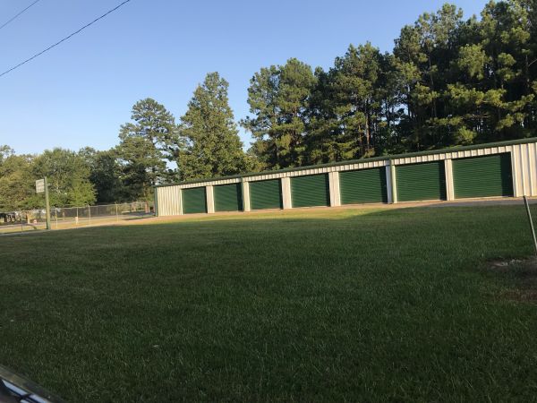 Hwy 63 Mini Storage - 2200 U.S. 63