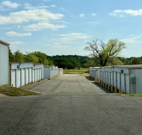 Storology Storage - North Loop - 2202 Northeast Loop 7