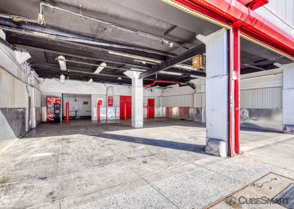 CubeSmart Self Storage - Ridgewood - 1125 Wyckoff Ave - 1125 Wyckoff Ave
