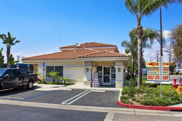 US Storage Centers - Stanton - 10881 Dale Ave