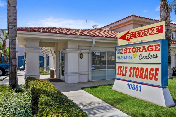 US Storage Centers - Stanton - 10881 Dale Ave