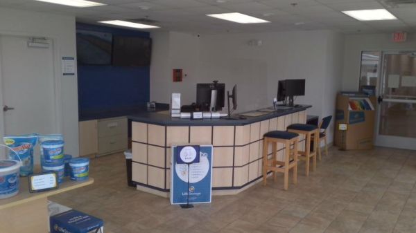 Life Storage - Beaumont - Eastex Freeway - 8020 Eastex Fwy