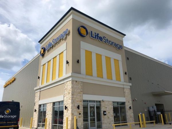 Life Storage - Beaumont - Eastex Freeway - 8020 Eastex Fwy