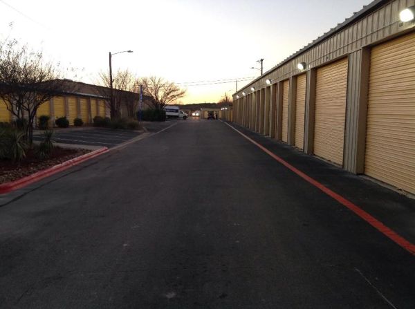 Life Storage - San Marcos - 1620 IH-35 South - 1620 Ih-35 S