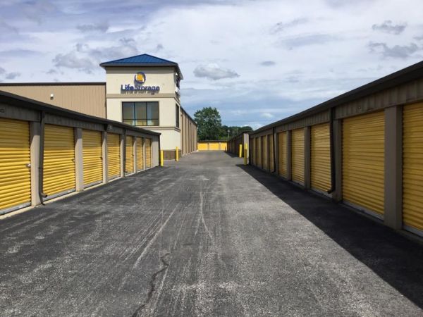 Life Storage - Blasdell - 4445 Lake Ave