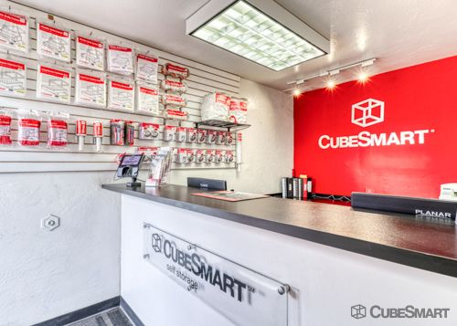 CubeSmart Self Storage - Chandler - 480 S Arizona Ave - 480 S Arizona Ave
