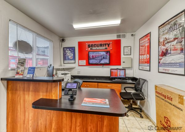 CubeSmart Self Storage - Murray - 4640 South 900 East - 4640 South 900 East