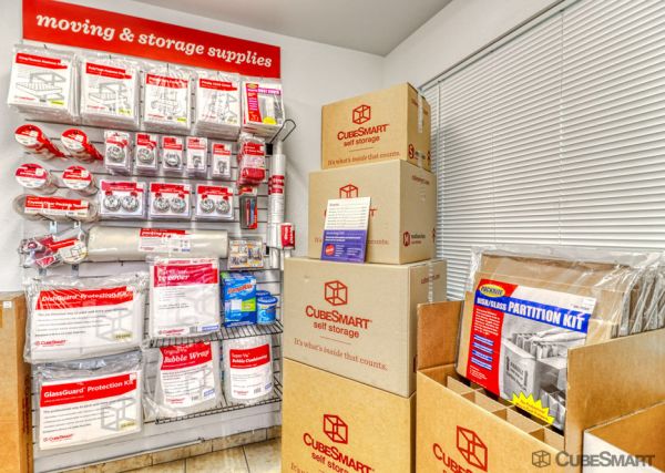 CubeSmart Self Storage - Murray - 4640 South 900 East - 4640 South 900 East