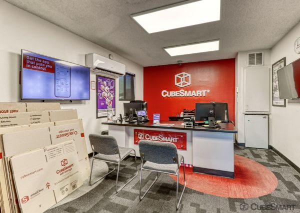 CubeSmart Self Storage - Mesa - 909 South Country Club Drive - 909 South Country Club Drive
