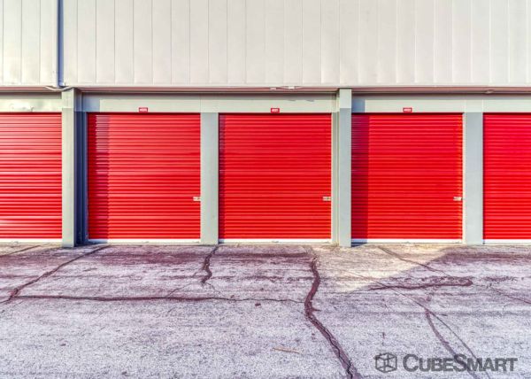 CubeSmart Self Storage - Long Beach - 198 W Artesia Blvd