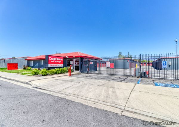 CubeSmart Self Storage - Rialto - 210 West Bonnie View Drive - 210 W Bonnie View Dr