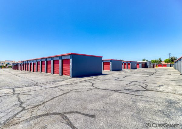 CubeSmart Self Storage - Rialto - 210 West Bonnie View Drive - 210 W Bonnie View Dr