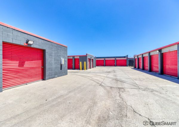 CubeSmart Self Storage - Rialto - 210 West Bonnie View Drive - 210 W Bonnie View Dr