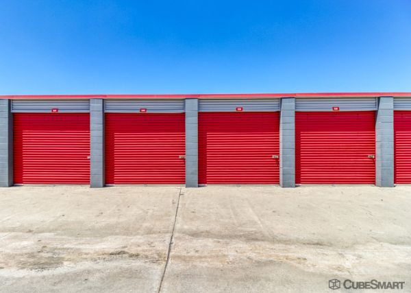 CubeSmart Self Storage - Rialto - 210 West Bonnie View Drive - 210 W Bonnie View Dr