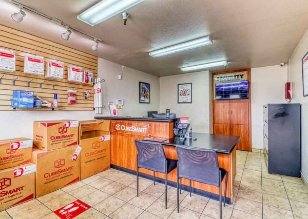 CubeSmart Self Storage - Santa Ana - 2828 West Fifth Street