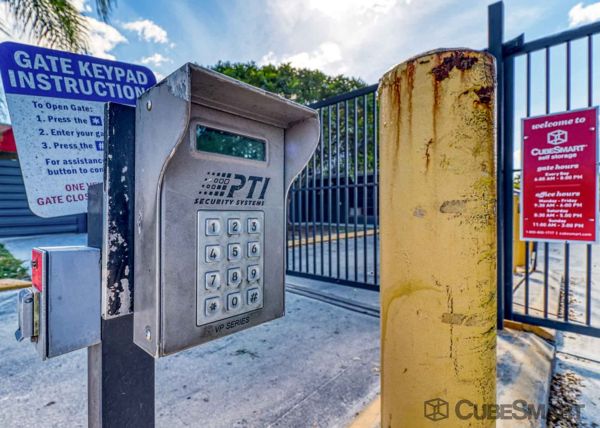 CubeSmart Self Storage - Miami - 15120 Ne 6th Ave - 15120 Ne 6Th Ave