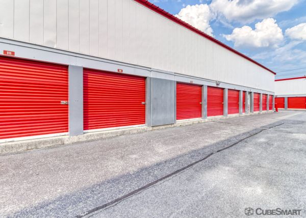 CubeSmart Self Storage - Linden - 1951 E Linden Ave - 1951 E Linden Ave