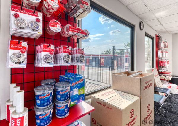 CubeSmart Self Storage - Linden - 1951 E Linden Ave - 1951 E Linden Ave